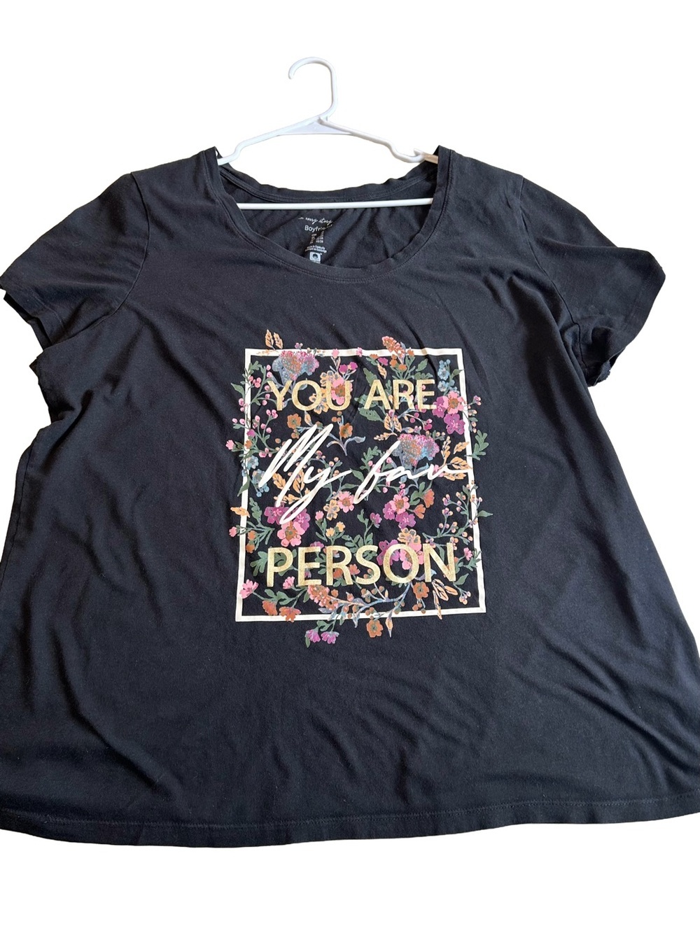 In Every Story Women’s Black Floral Graphic Short Sleeve Tee
Size 2X - Picture 12 of 12